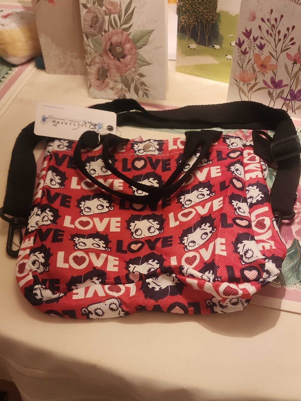 FIRM PRICE Betty Boop Red & Black LOVE Print Crossbody Bag
